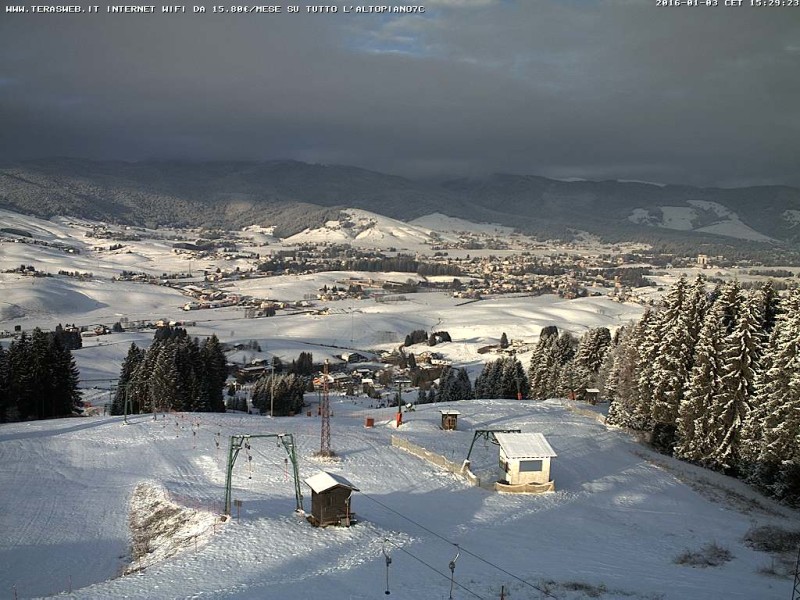 Ristorante Baitina webcam Asiago 03 gennaio 2016 ore 15.50